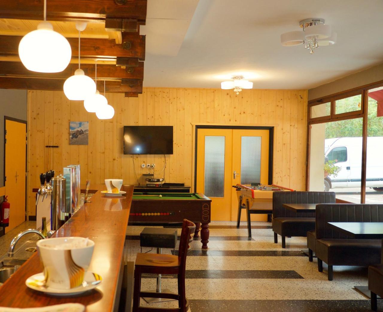 Hotel Belledonne Ле-Бур-д'Уазан Экстерьер фото